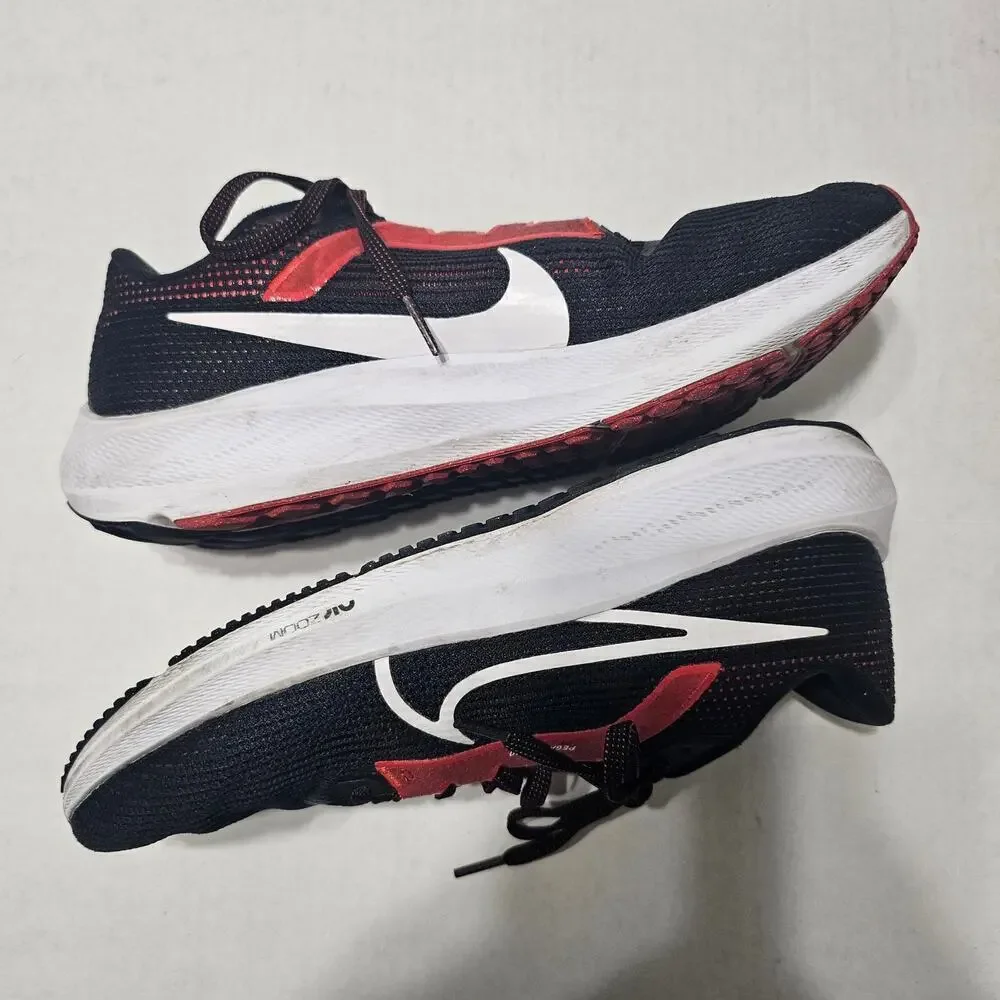 NIKE Air Zoom Pegasus 40 in Black and Crimson Red Men's Size 9